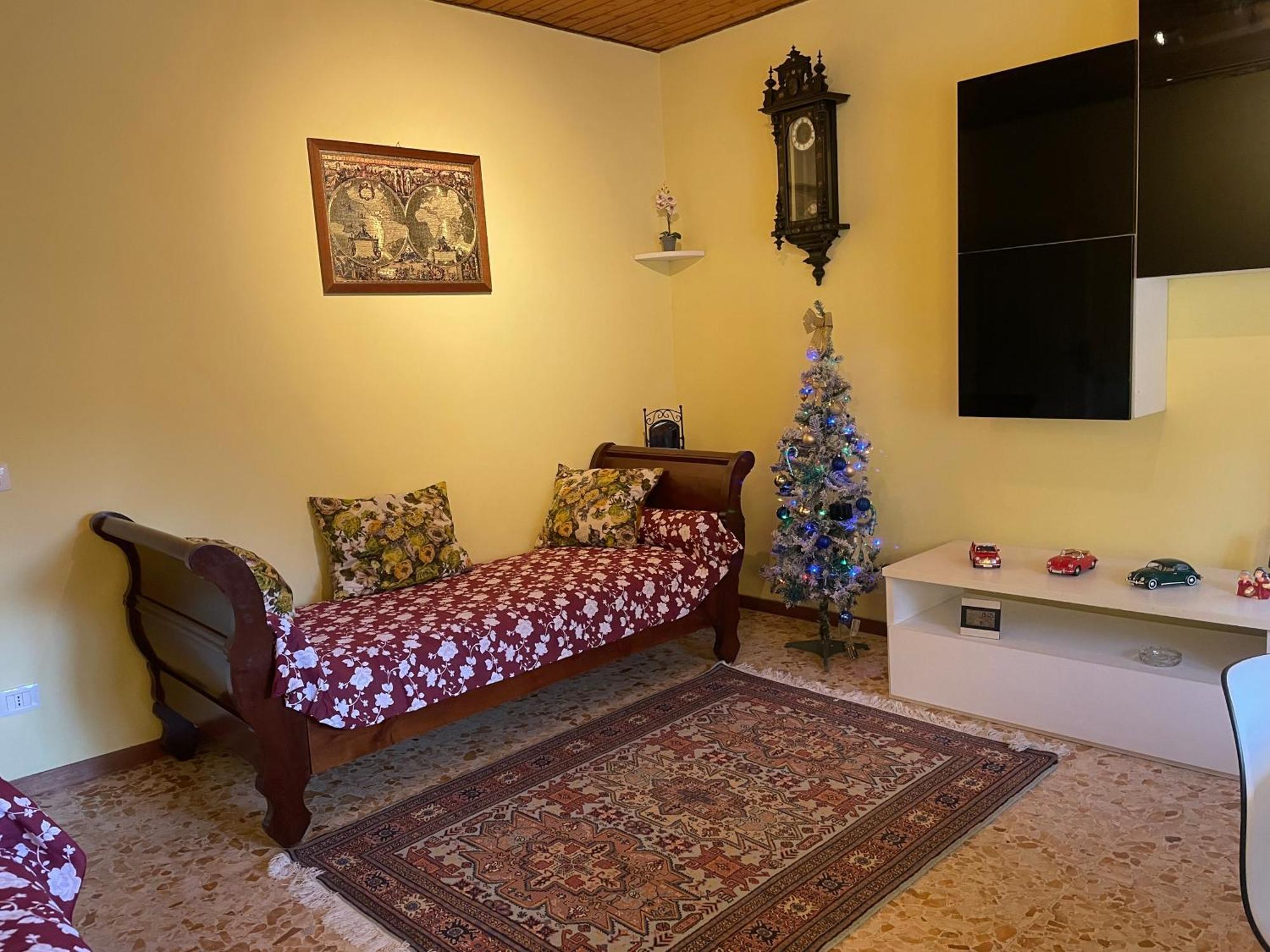 Al Campanile Centro Storico Ampio Luminoso E Panoramico Appartamento Trilocale Carsoli Bagian luar foto